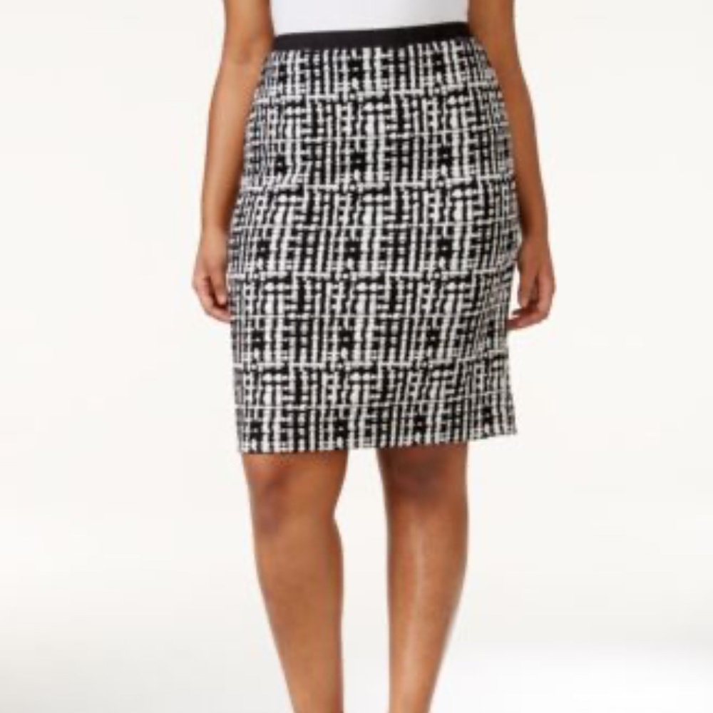 (NWT) Calvin Klein Women's Black/White Jacquard Pencil Skirt Plus Size 2X
